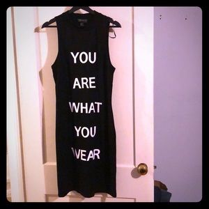 Stretch form fitted graphic dress